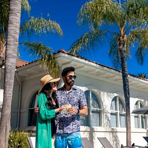 Hayes Mansion San Jose, Curio Collection by Hilton